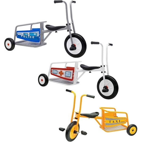 Lot CITY de 3 tricycles  (taxi   ambulance   police) 3 ans et