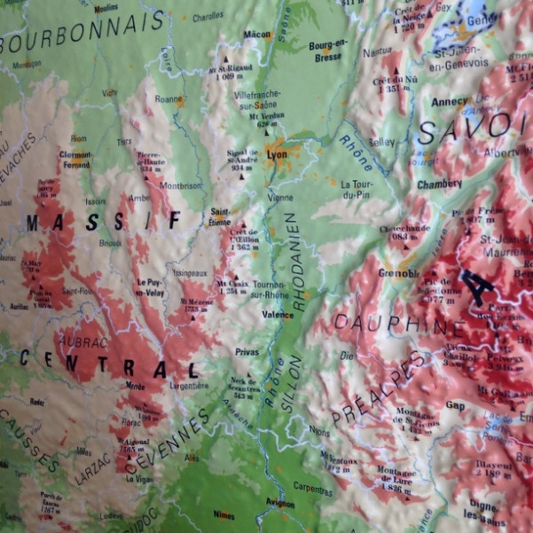 Carte de France physique en relief - Vignette 2