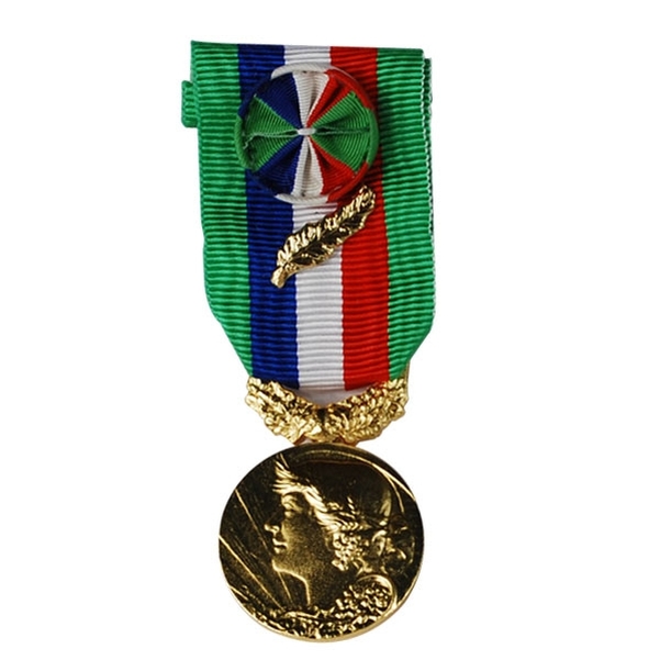Médaille d'ancienneté agricole gravé en argent doré classe or