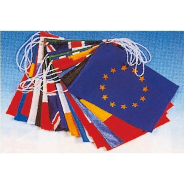 Guirlande européenne plastique 29 pavillons