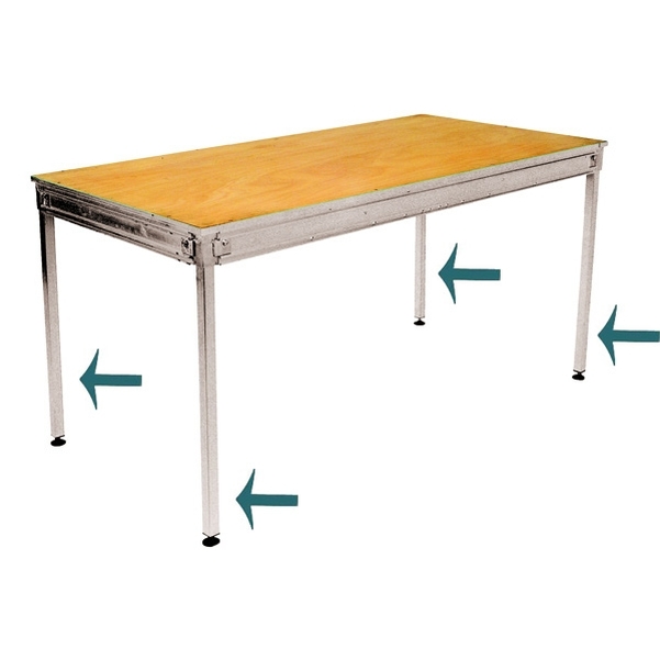 Jeu de 4 pieds H.80cm pour podium communal