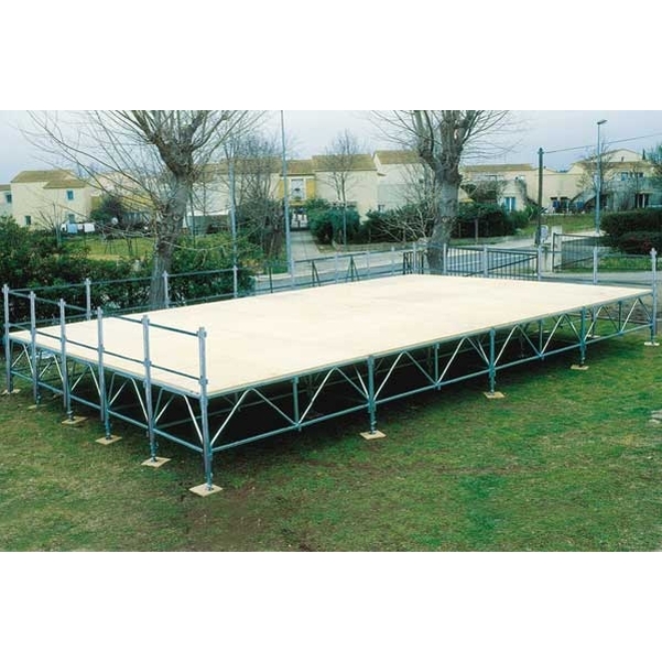 Podium festival 36 m²