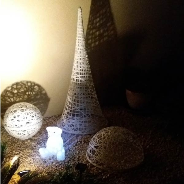 Cône effilé 3D en fibre de verre blanc H.120cm - Vignette 5